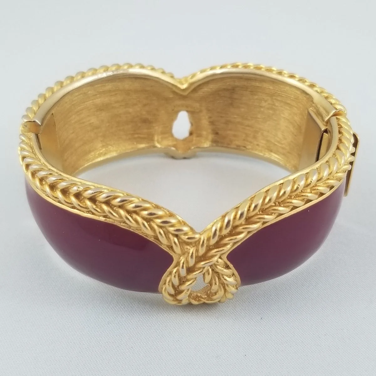 Monet 1960’s Heavy Gauge Cherry Juice Enamel Gold Rope Border Hinged Bangle Bracelet