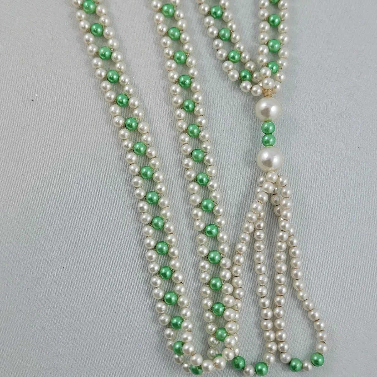 Flapper Revival Woven Green White Faux Pearl Bead Sautoir Necklace with Loop Tassel -1.jpg (Copy)