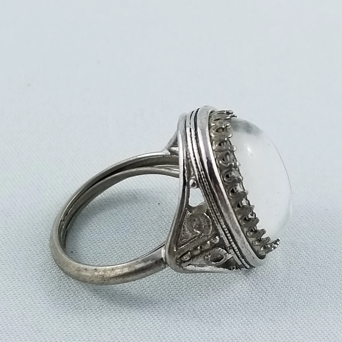 D’Orlan 1970’s Grey Glass Cabochon Archival Design #408 Silver-Tone Ring Size 7 -4.jpg