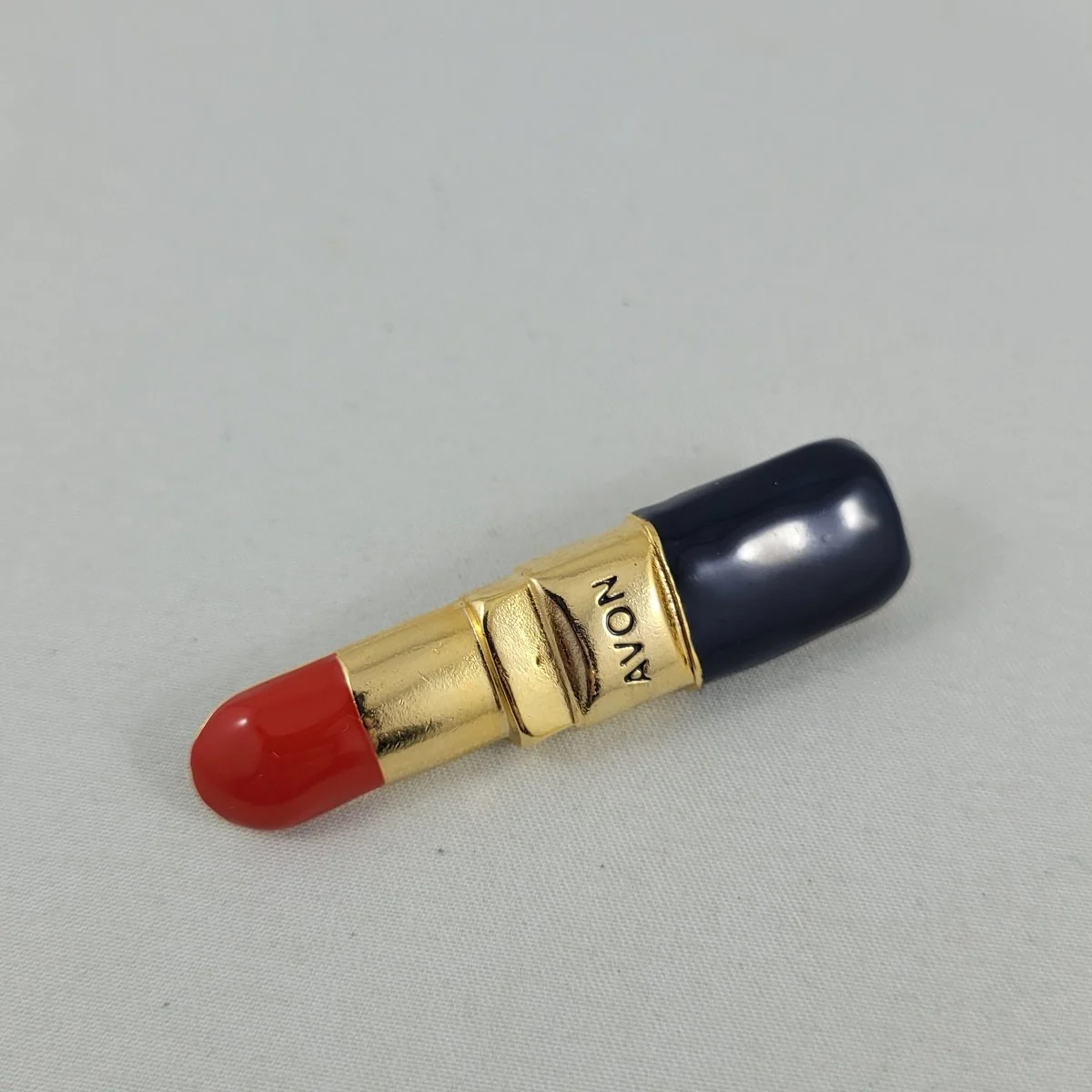 Avon Red Navy Gloss Enamel Gold-tone Lipstick Brooch -5.jpg
