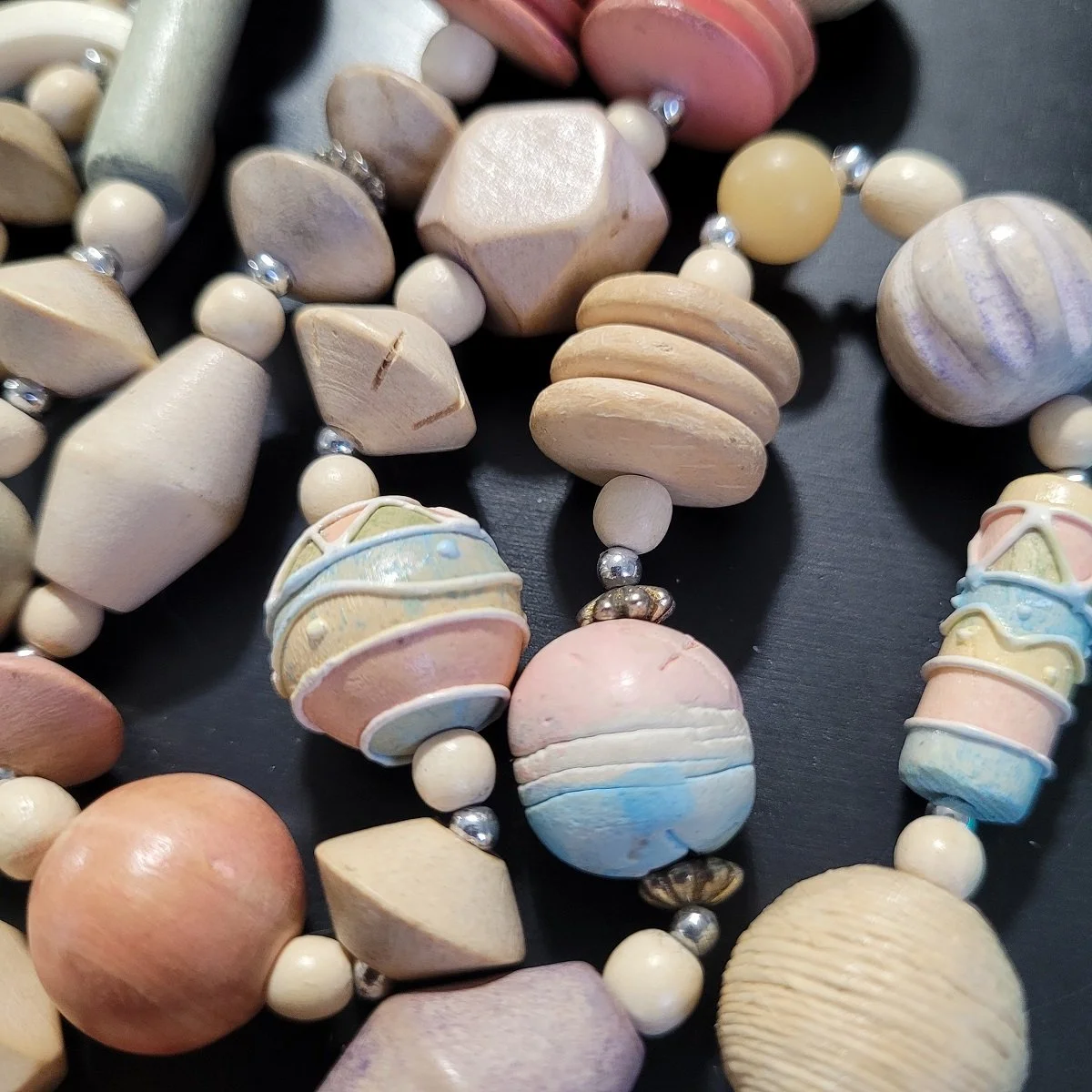 Southwestern Artwear Santa Fe Style Natural Mixed Media Wood Tagua Clay Shell Geometric Pastel Bead Claspless Necklace -2.jpg