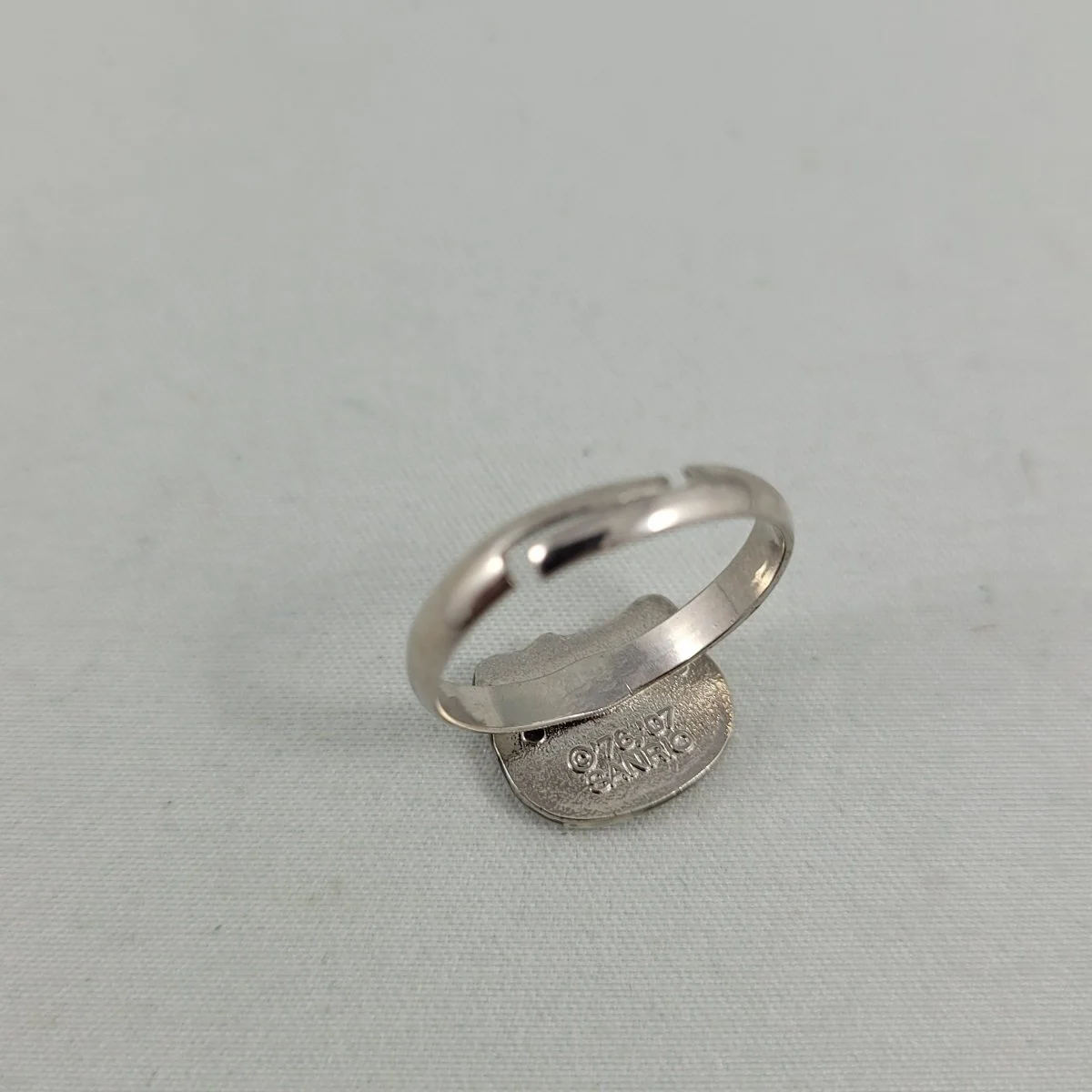 Sanrio 2007 Hello Kitty Enamel Resin Rhinestone Silver-tone Adjustable Ring -1.jpg