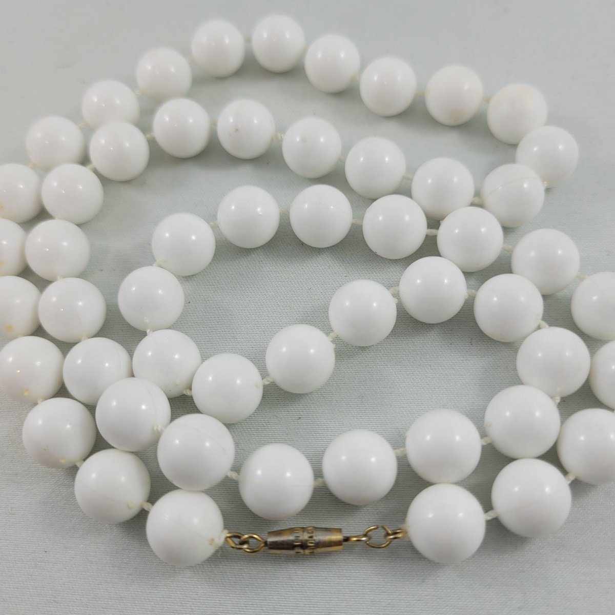 1930's Moulded Plastic White Fixed 10mm Bead Beaded 25 Inch Matinee Necklace w Barrel Clasp Close Up