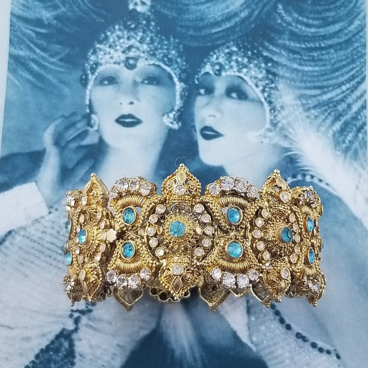 Etruscan Revival Vintage 1940s Aquamarine Clear Crystal Hinged 14K Gold Gilt Cannetille Bangle Statement Bracelet -9.jpg