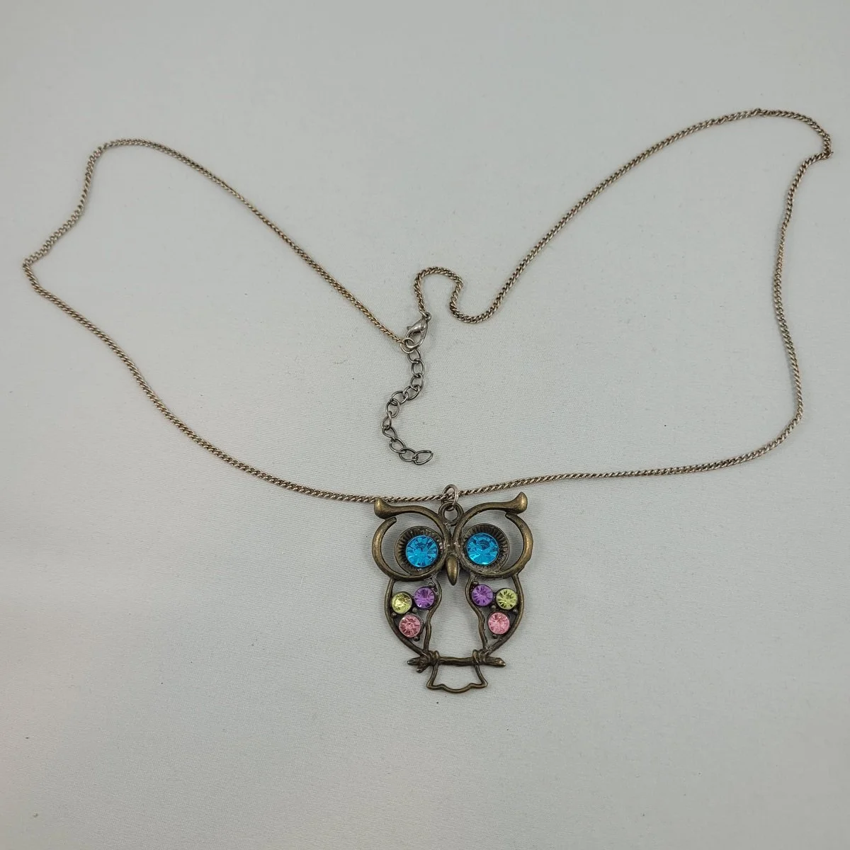 Jeweled Brass Owl 2 Inch Pendant 30 Inch Curb Chain Necklace