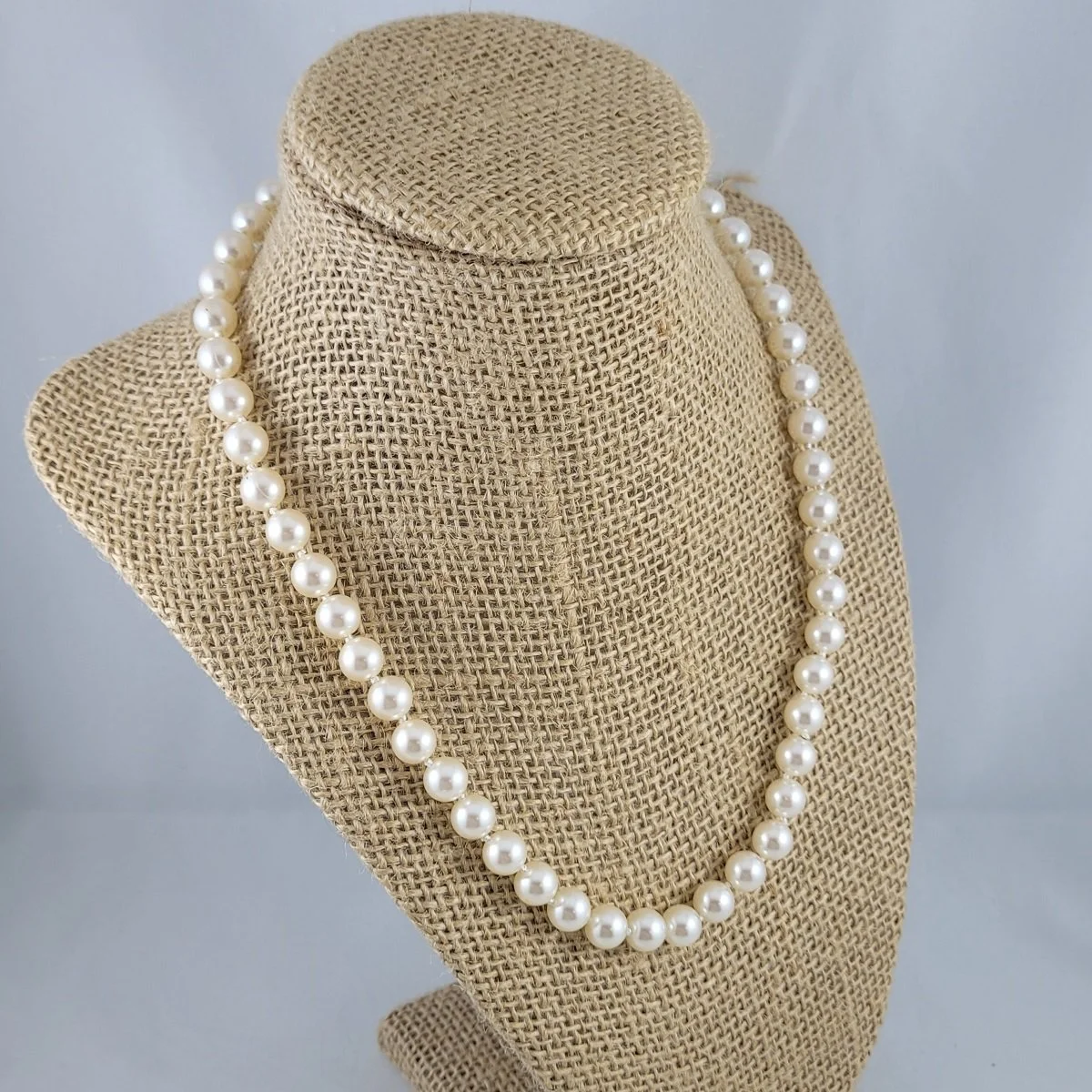 Knotted Iridescent Faux Pearl 8.2mm Bead 18 Inch Princess Necklace with Gold-tone Filigree Clasp