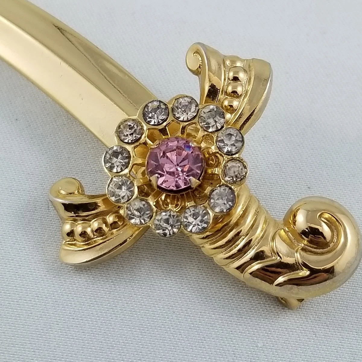 Coro 1940's Pegasus Double Signed Purple Rhinestone Scimitar Sword Gold Brooch -4.jpg