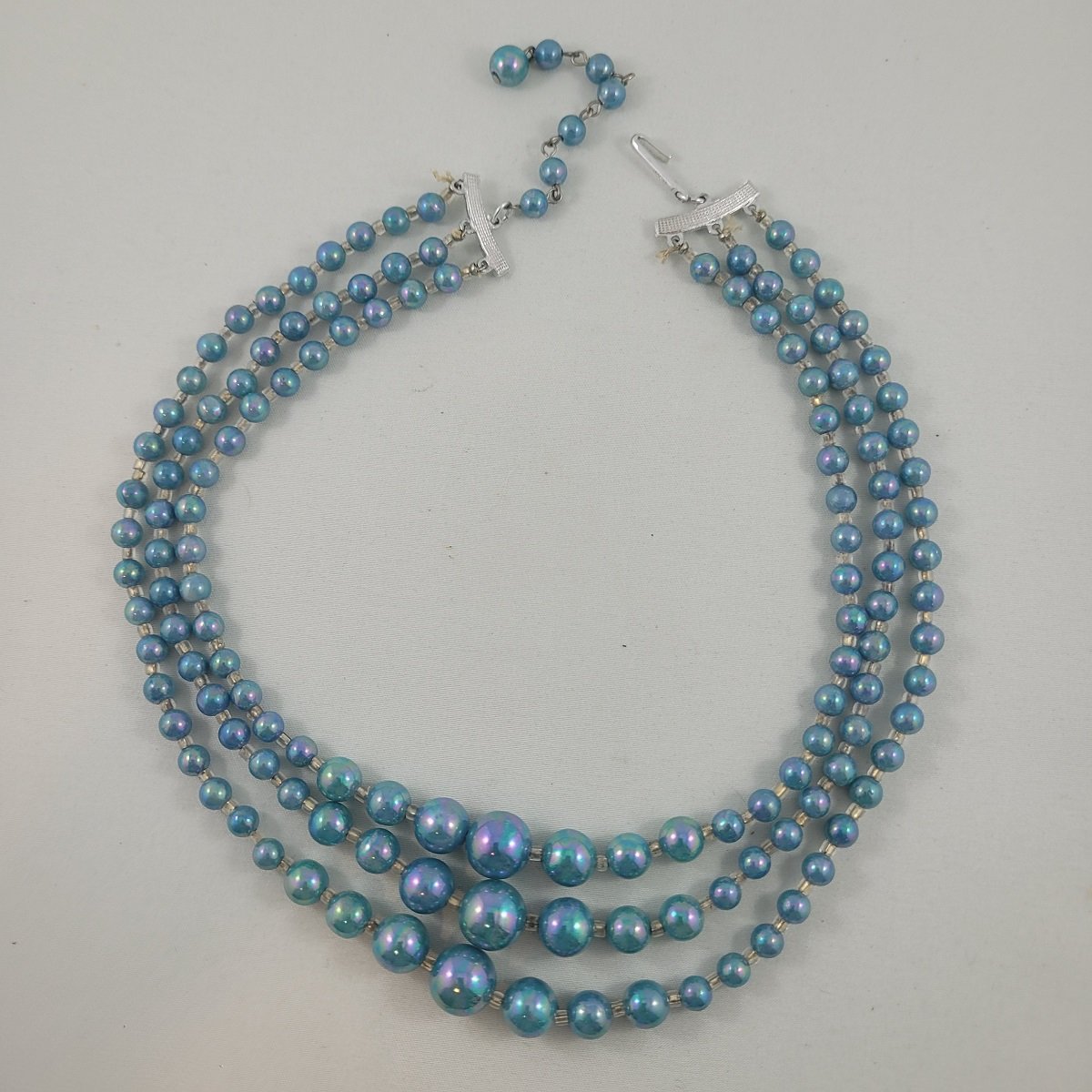 Japan 1950's Triple Strand Iridescent Peacock Blue Graduated Bead Choker Princess Necklace Front View