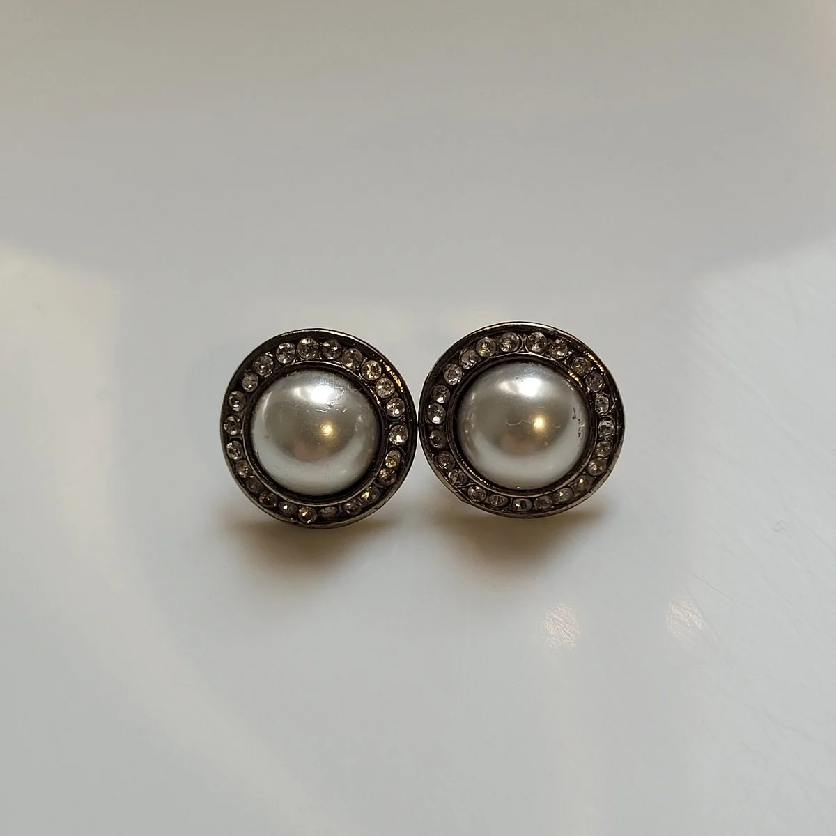 Simulated Mabe Pearl Rhinestone Gold .625 Inch Pierced Saucer Earrings.jpg