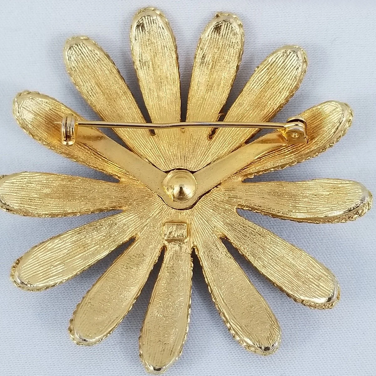 Coro 1950's Black White Enamel Daisy Flower Gold Brooch -1.jpg