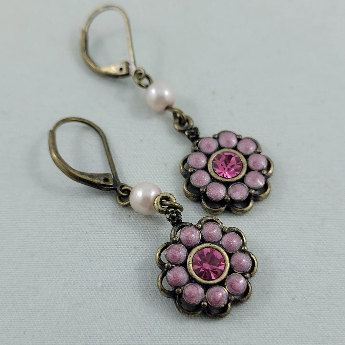 Avon SH Faux Pearl Pink Rhinestone Enamel Flower Bronze-tone Pierced Lever Back Earrings -5.jpg