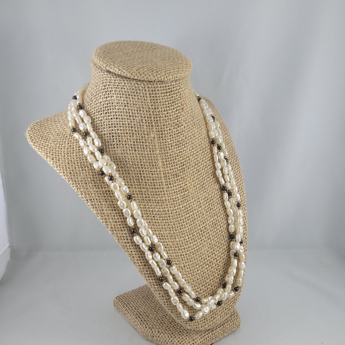 Art Deco Alternating Faux Baroque Pearls Black Gold Bead 66 Inch Infinity Rope Necklace Front View
