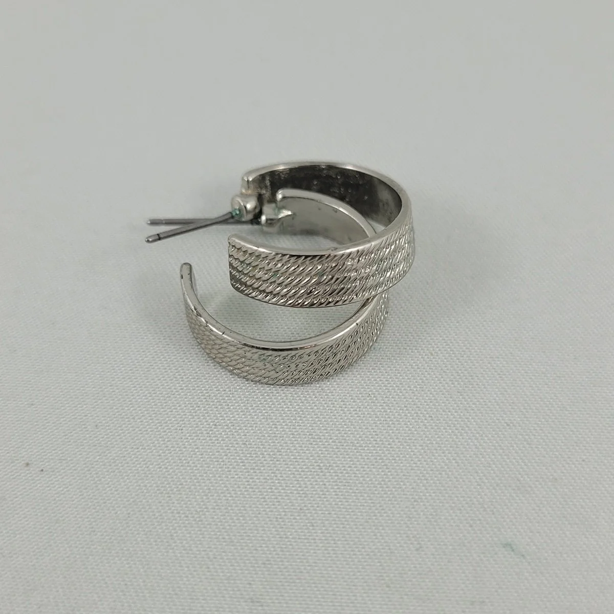 Textured Rows Ribbed Chrome-tone Open Hoop 19mm Pierced Earrings -1.jpg
