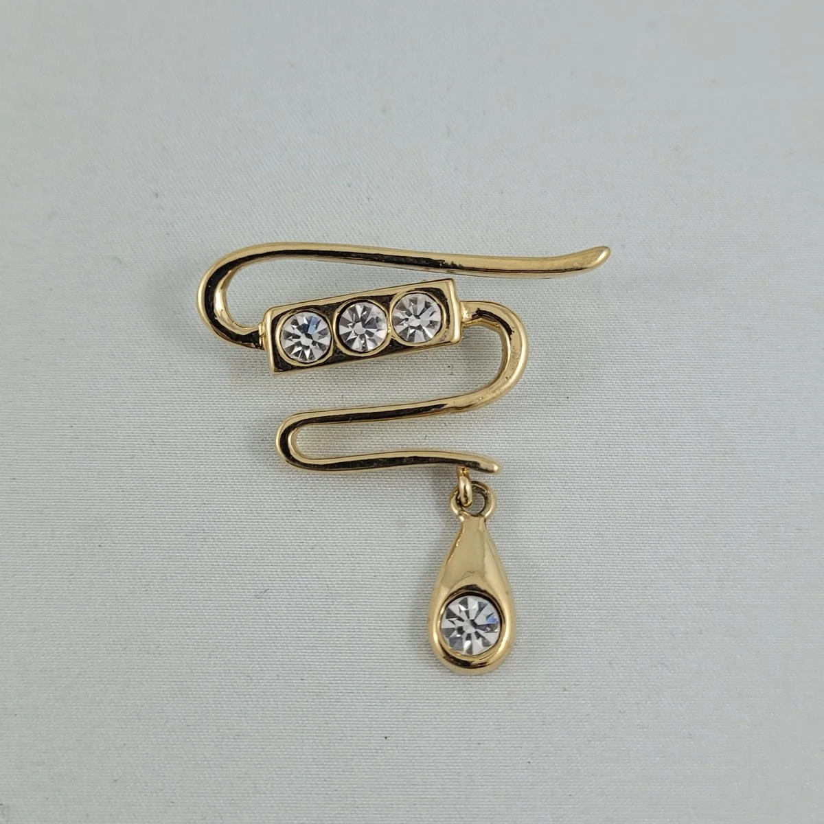 H-A © Vendome Inset Triple Crystal Drop Abstract ZigZag Scribble Gold Brooch -1.jpg