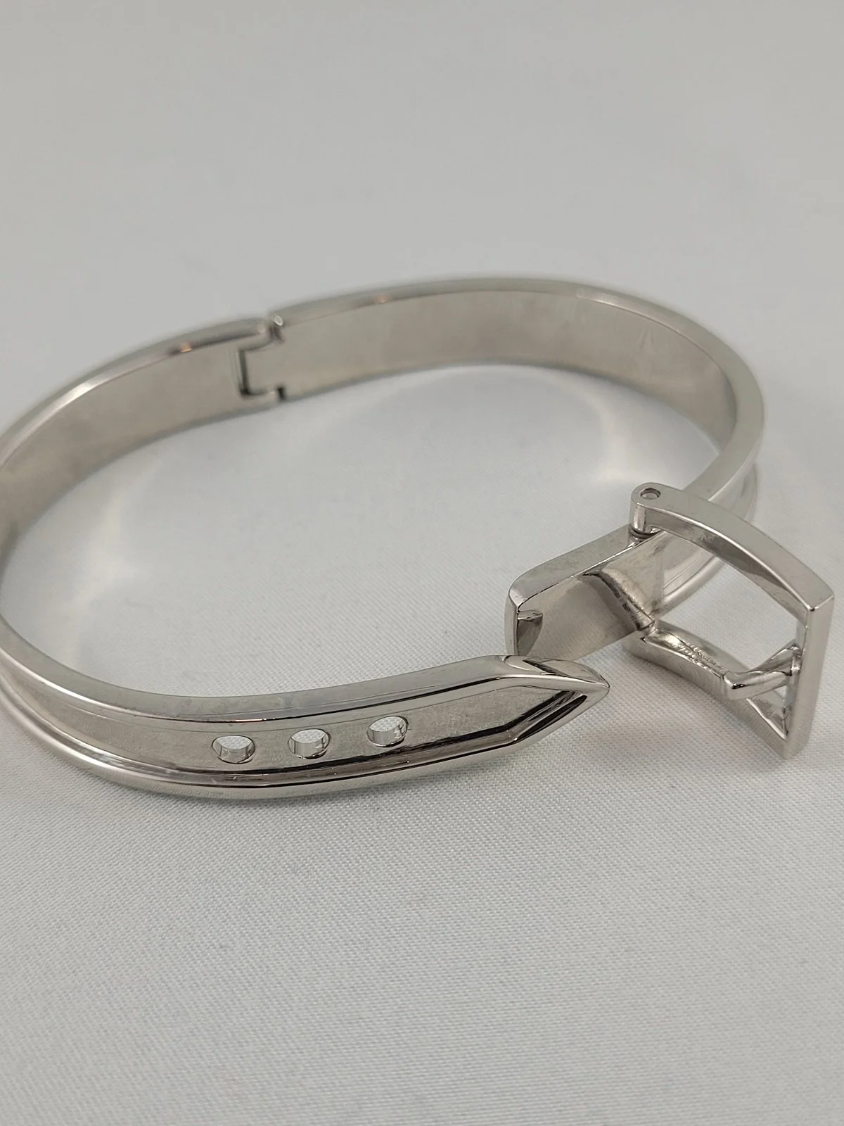Unisex Polished Stainless Steel Belt Buckle Adjustable Hinged Bangle Bracelet Close Up