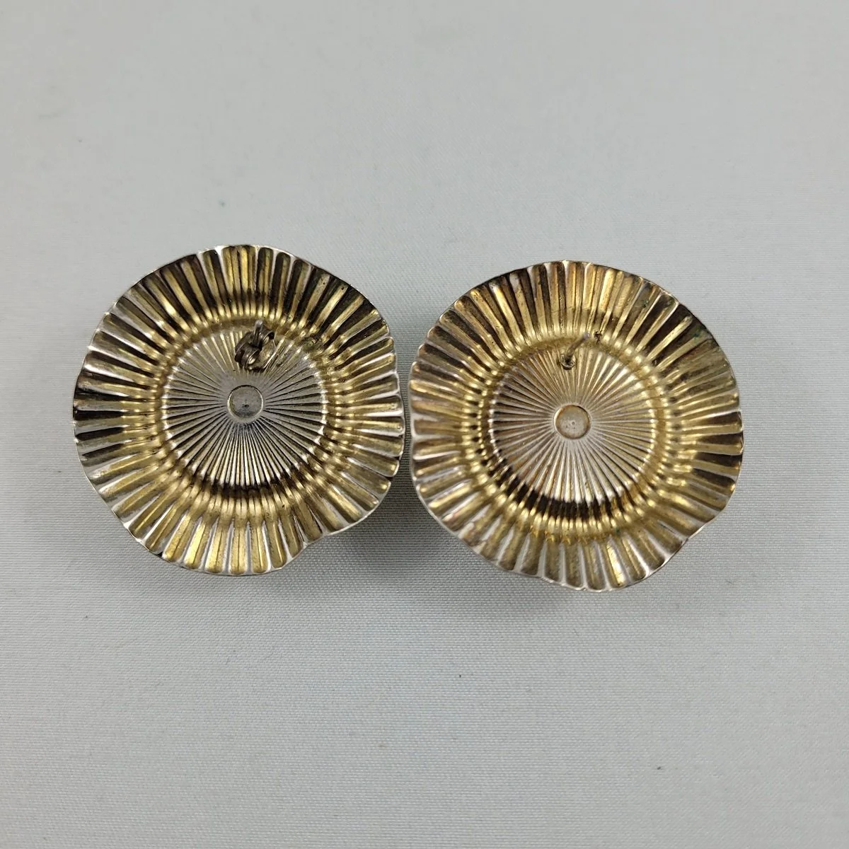 1990's Faux Mabe Pearl Gold Ribbed Waved Metal 1.5 Inch Round Domed Pierced Earrings -3.jpg