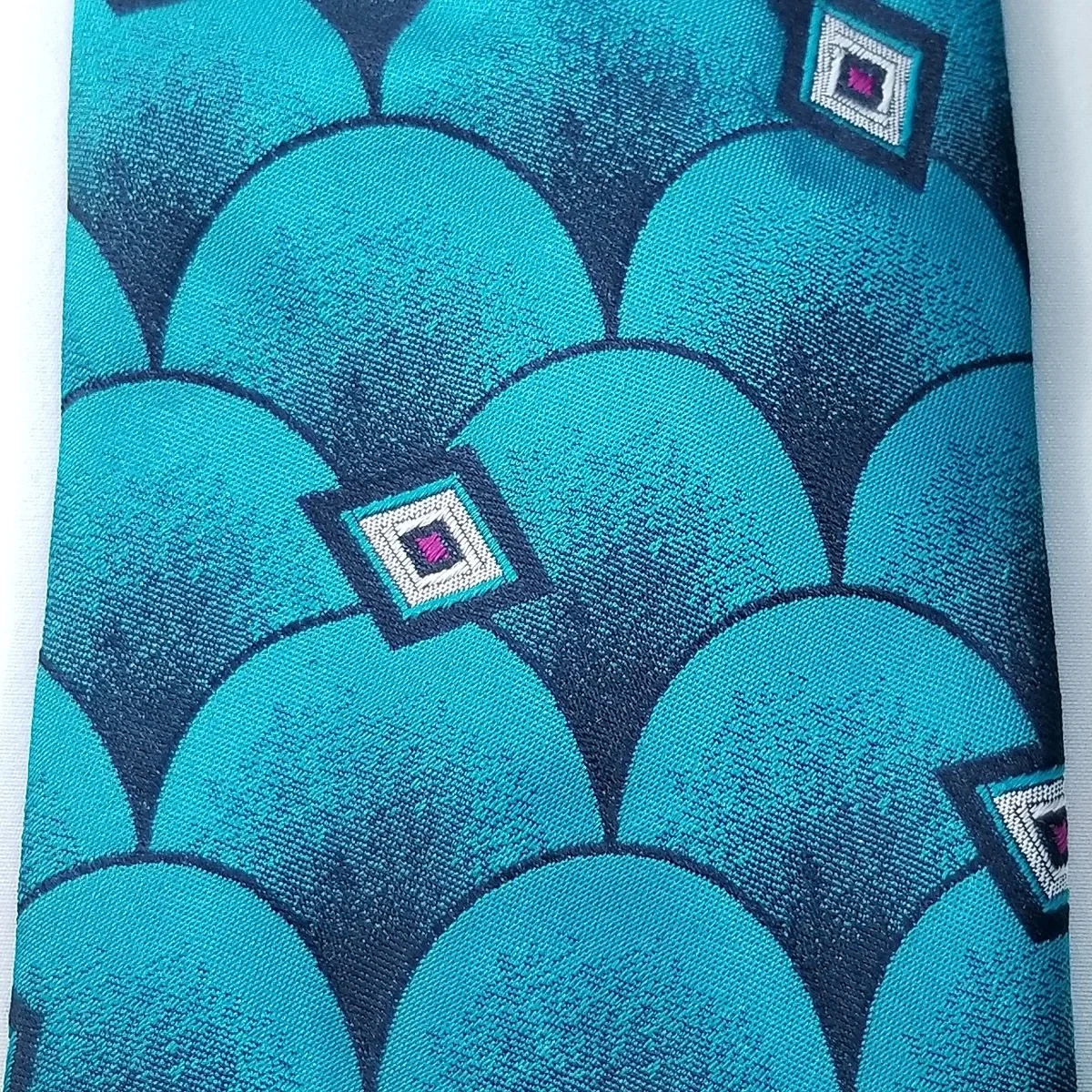 Hugo Boss Designer Cobalt Blue Silk Diamond Pattern Necktie -3.jpg (Copy)