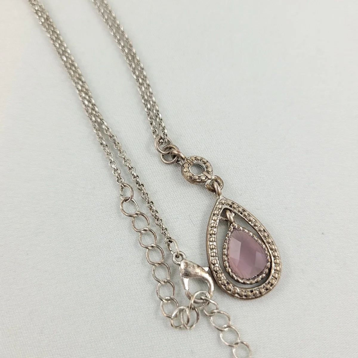 Silver Rolo Chain Faceted Lilac Gem Cabochon Tear Pendant 19 Inch Princess Necklace Close Up