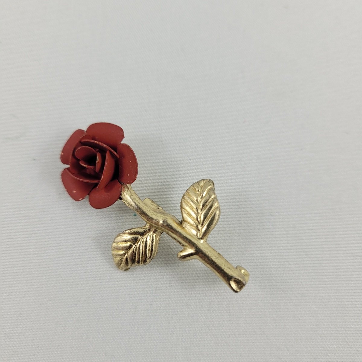 1940's - 1950's Solitary Stemmed Rose Red Matte Enamel Gold-tone 1.75 Inch Brooch