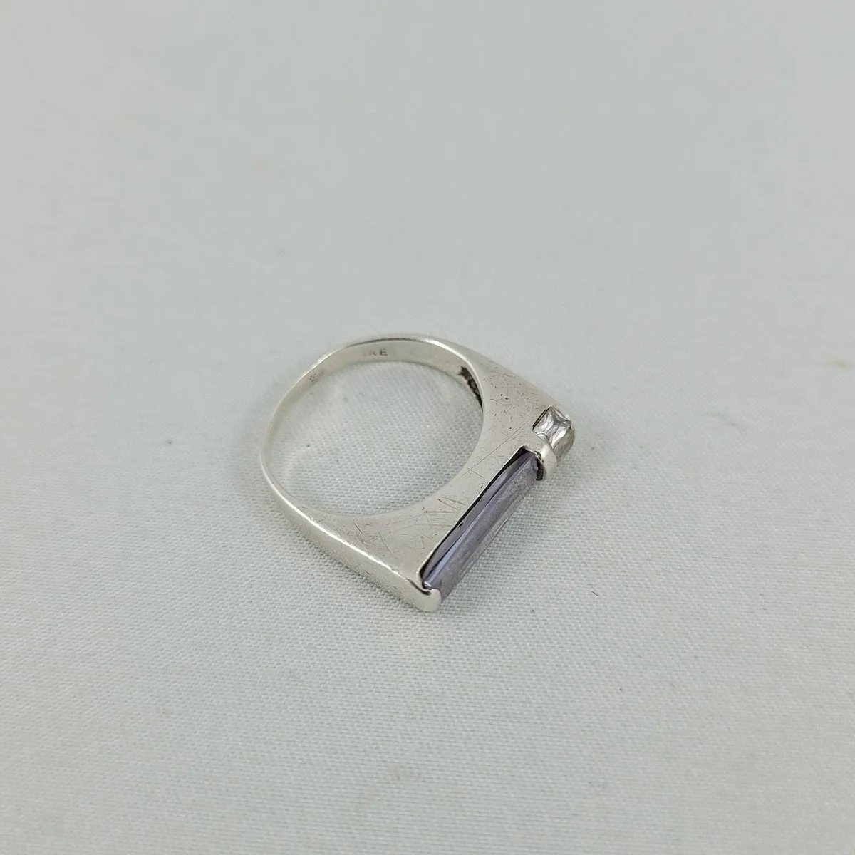 Sterling Silver Multi Faceted Baguette Violet Kunzite Cubic Zirconia 925 Star Hallmarked Flat Rectangular Face Ring Sz 6 -2 (Copy)