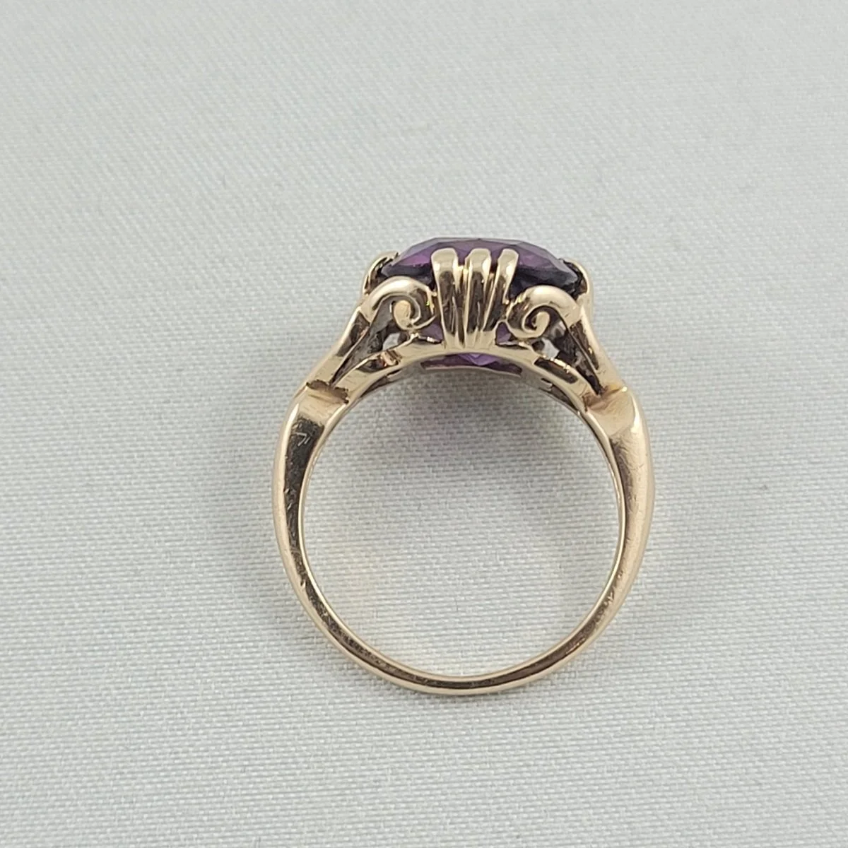 Baroque Radiant Cut Amethyst 10K Gold Hallmarked Stamped Ring Size 5