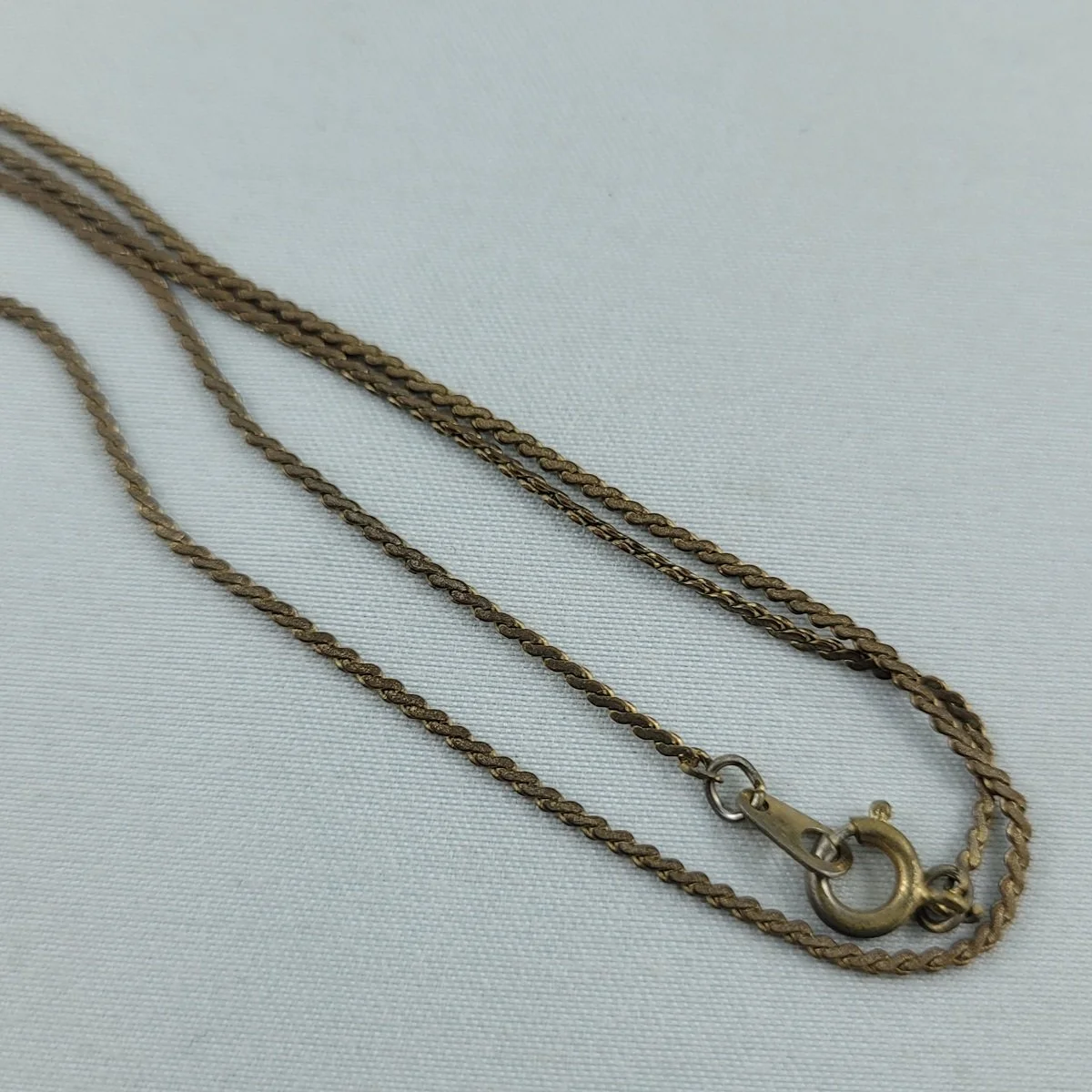 Gold-tone Serpentine Chain 18.75 Inch Princess Necklace Close Up