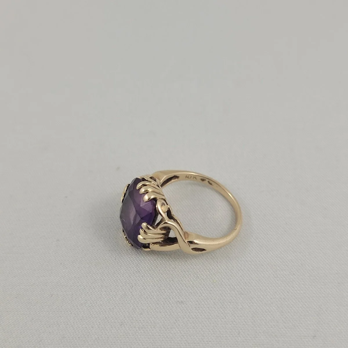 Baroque Radiant Cut Amethyst 10K Gold Hallmarked Stamped Ring Size 5