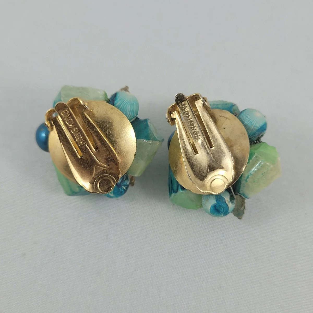 1950's Hong Kong Tie Dye Iridized Bicone Round Plastic Bead Cluster Flower Wire Wrapped 1 Inch Clip-on Earrings Backside