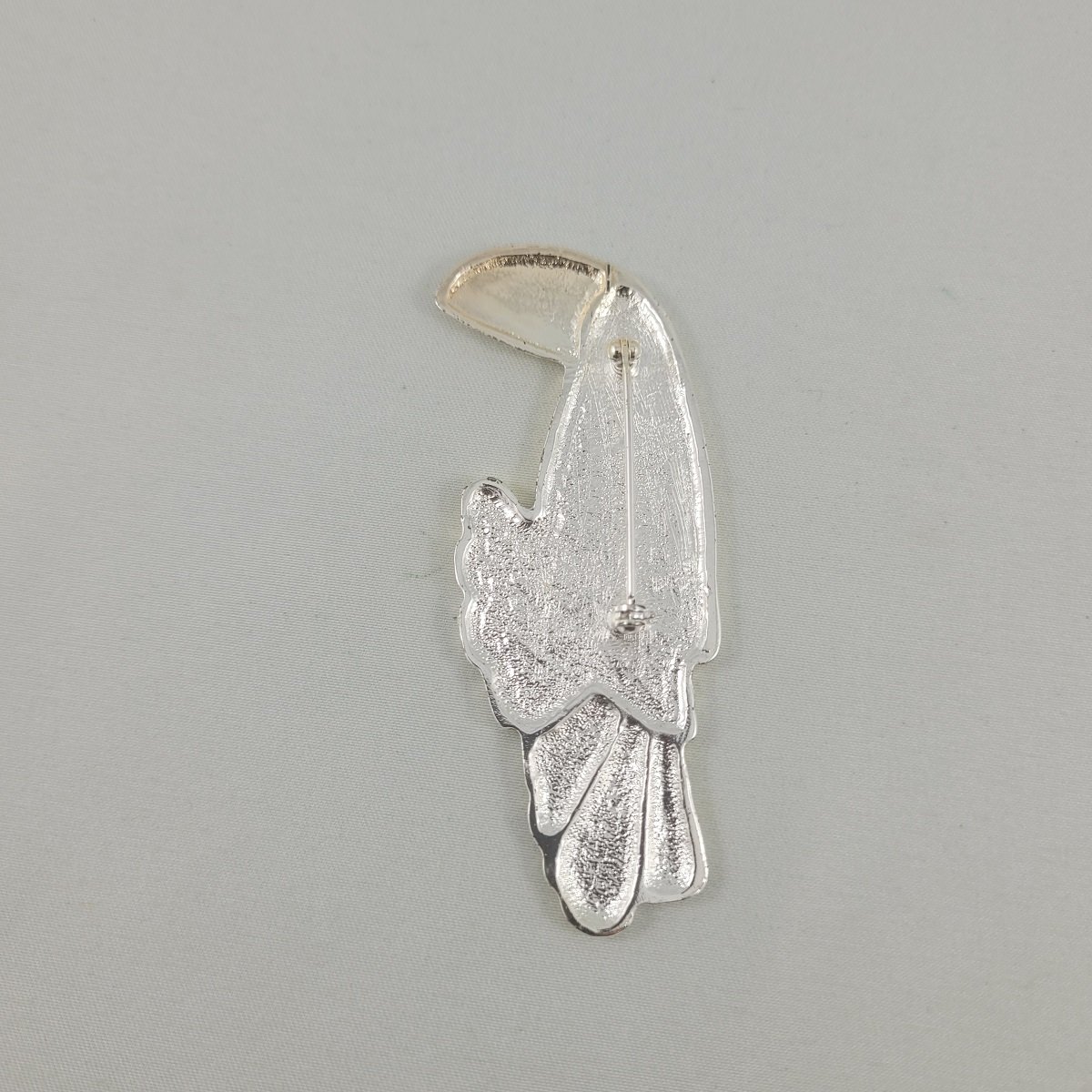 Colorful Toucan Tropical Bird Perched Polished Silvertone Enameled 3 Inch Brooch Backside