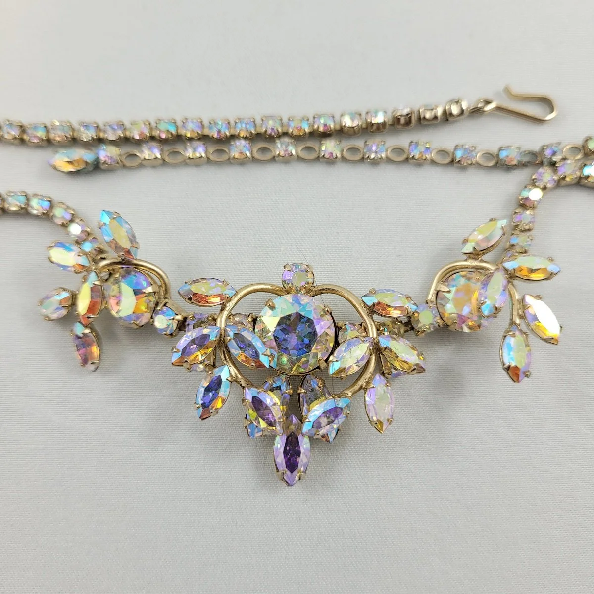 Sherman Aurora Borealis Swarovski Crystal Rhinestone Leaf Heart Gold Plated Adjustable Choker Necklace Close Up