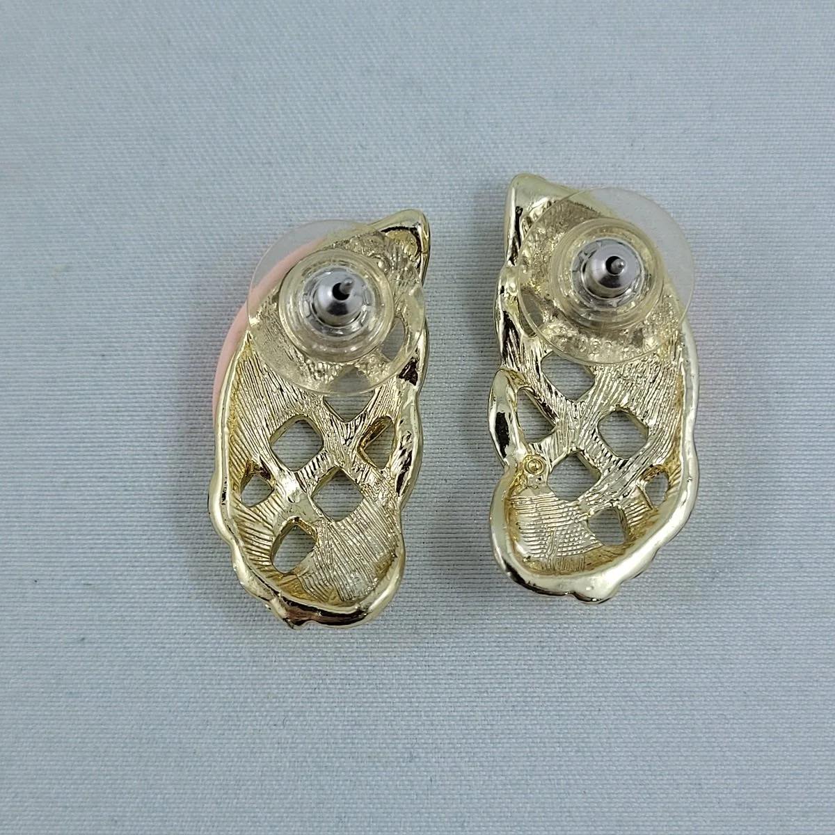 Trifari Pink Cream Enamel Gold-tone Basketweave Pierced Earrings -3.jpg (Copy)