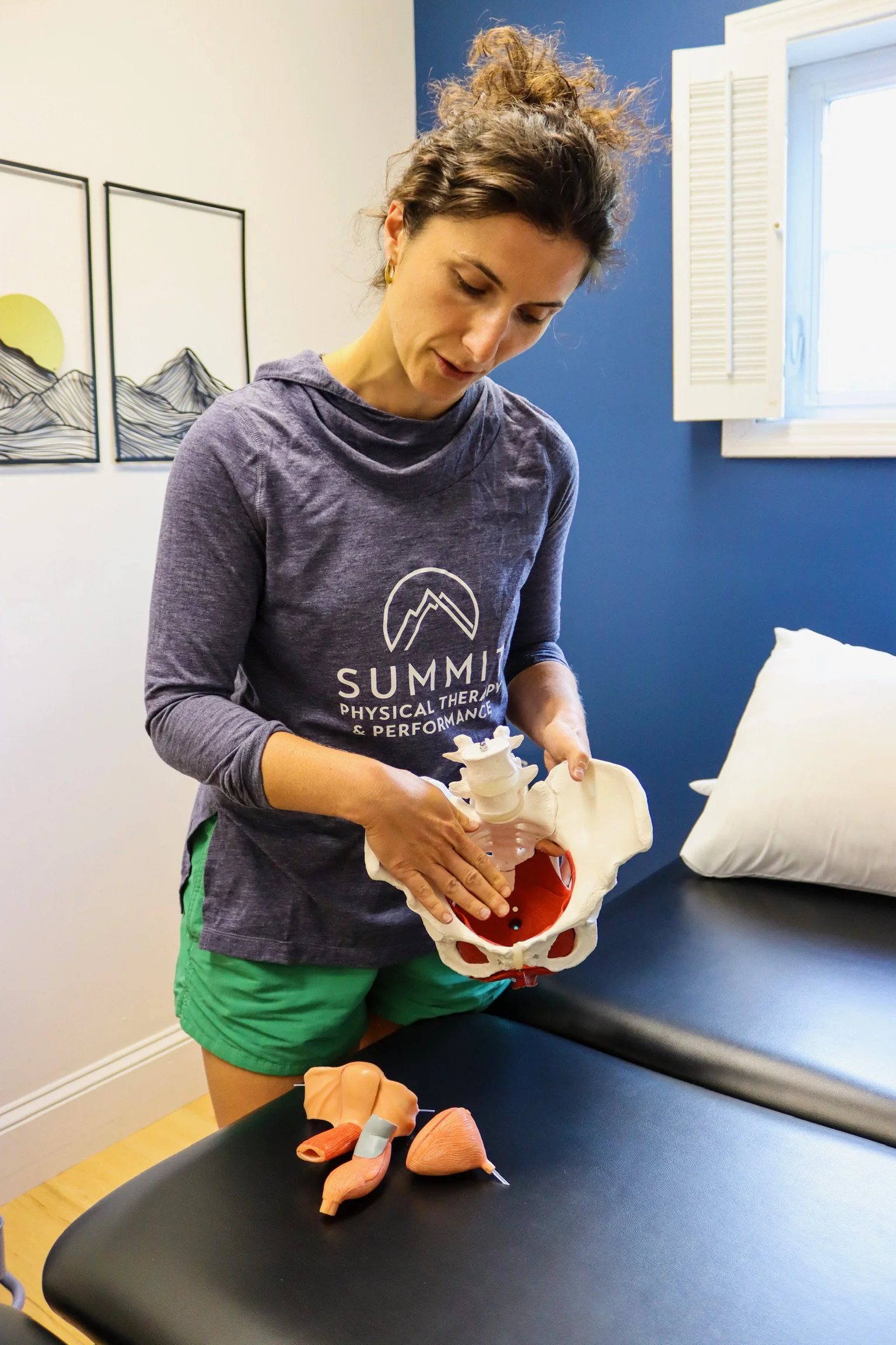 How to Tell if Your Pelvic Floor Is Weak or Tight