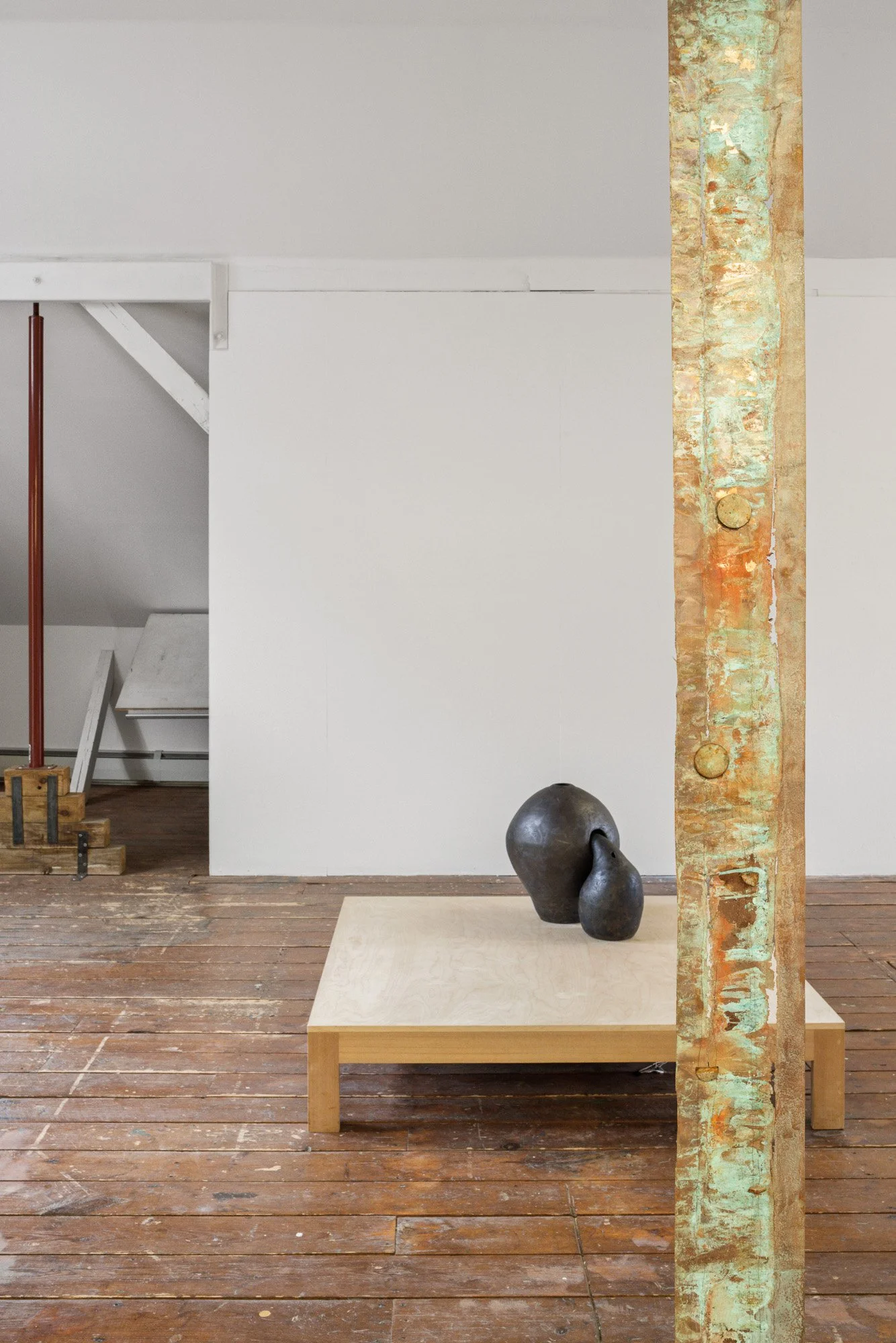 Installation view (Julianne Swartz)