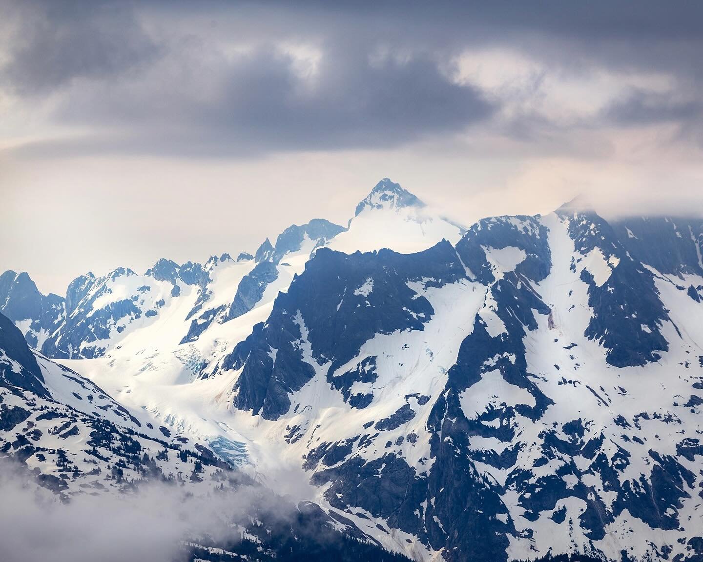 Day 2229: I moved to Seattle a little over a year ago and it&rsquo;s funny how much living just an hour further away from the North Cascades has cut down on my visits there. This is not exactly true in the summer, but during the shoulder season (and 