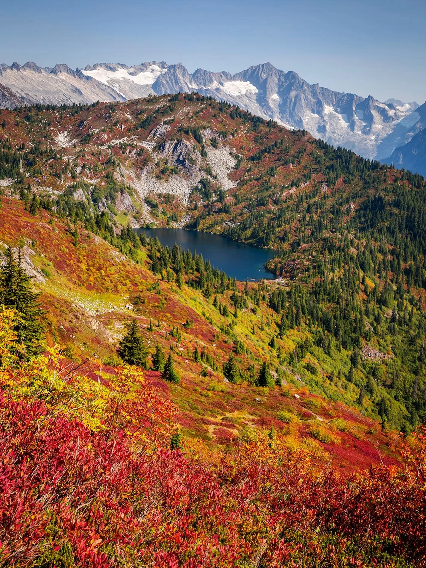 Day 2244: Tis the most colorful time of the year again in the Cascades. No clue how it happened this fast, but I&rsquo;m hoping my body will give me a chance to get out there in the next month before the snows of winter descend.
&bull;
2023/09/16