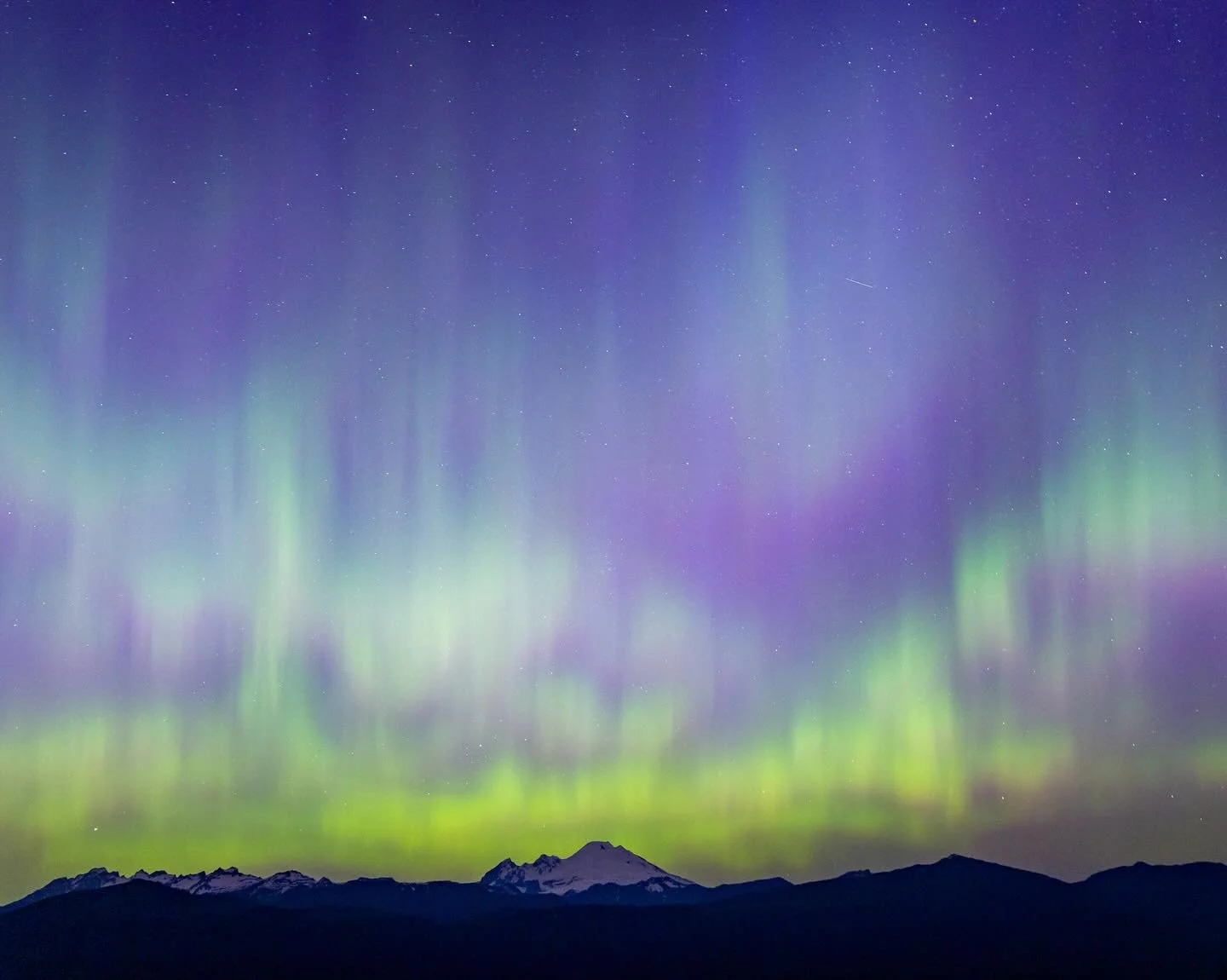 Day 2264: We had another incredible northern lights show last night and in classic November fashion, it was partly-mostly cloudy for a hundred miles in every direction from Seattle. That doesn&rsquo;t mean people in the area didn&rsquo;t get glimpses