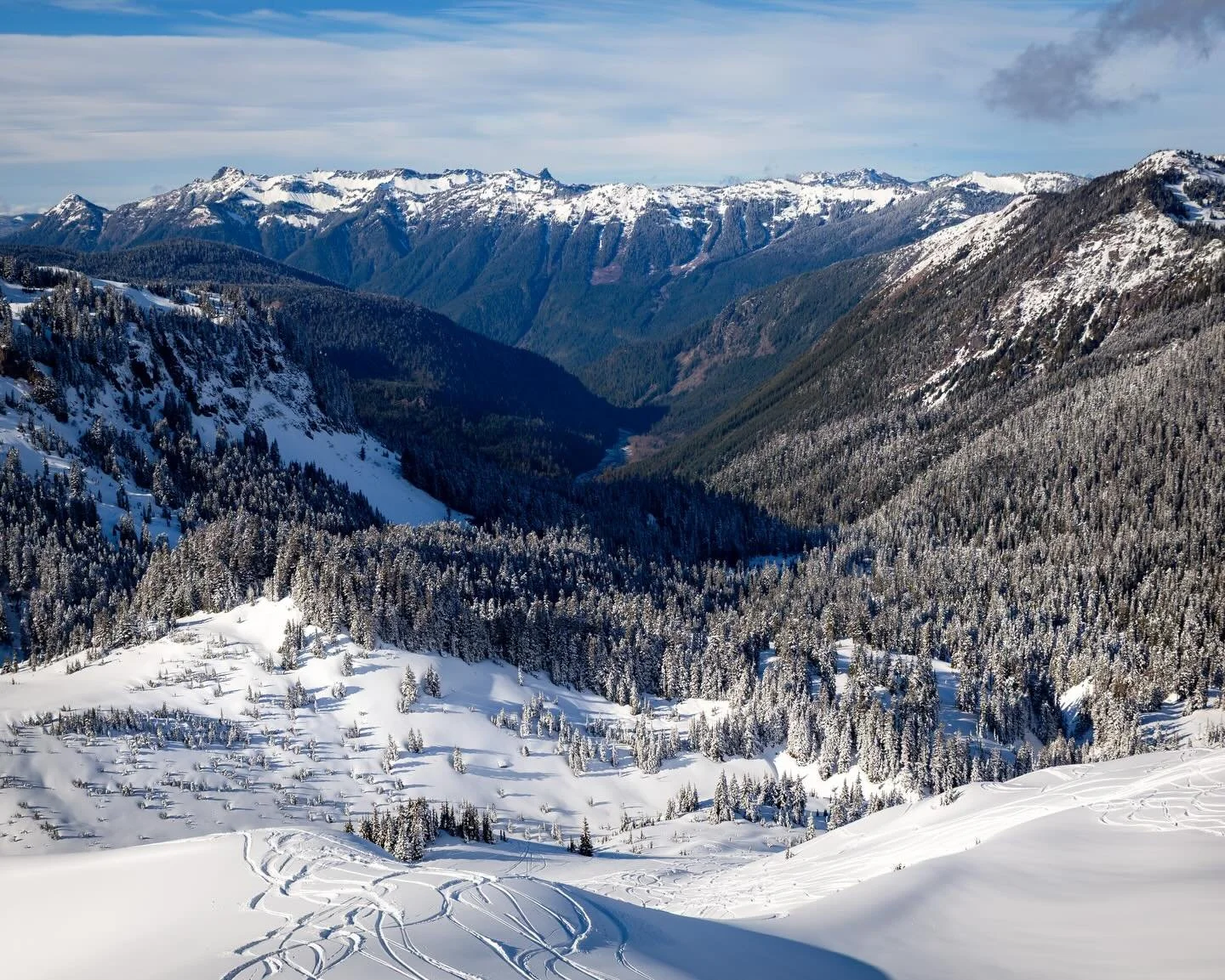 Day 2302: I posted about this about a month ago (on day 2,294), but I cannot get over the extreme snowfall gradient with elevation this year in the North Cascades. The Mt. Baker Ski Area currently has almost twice the depth of snow at 5,000&rsquo; as