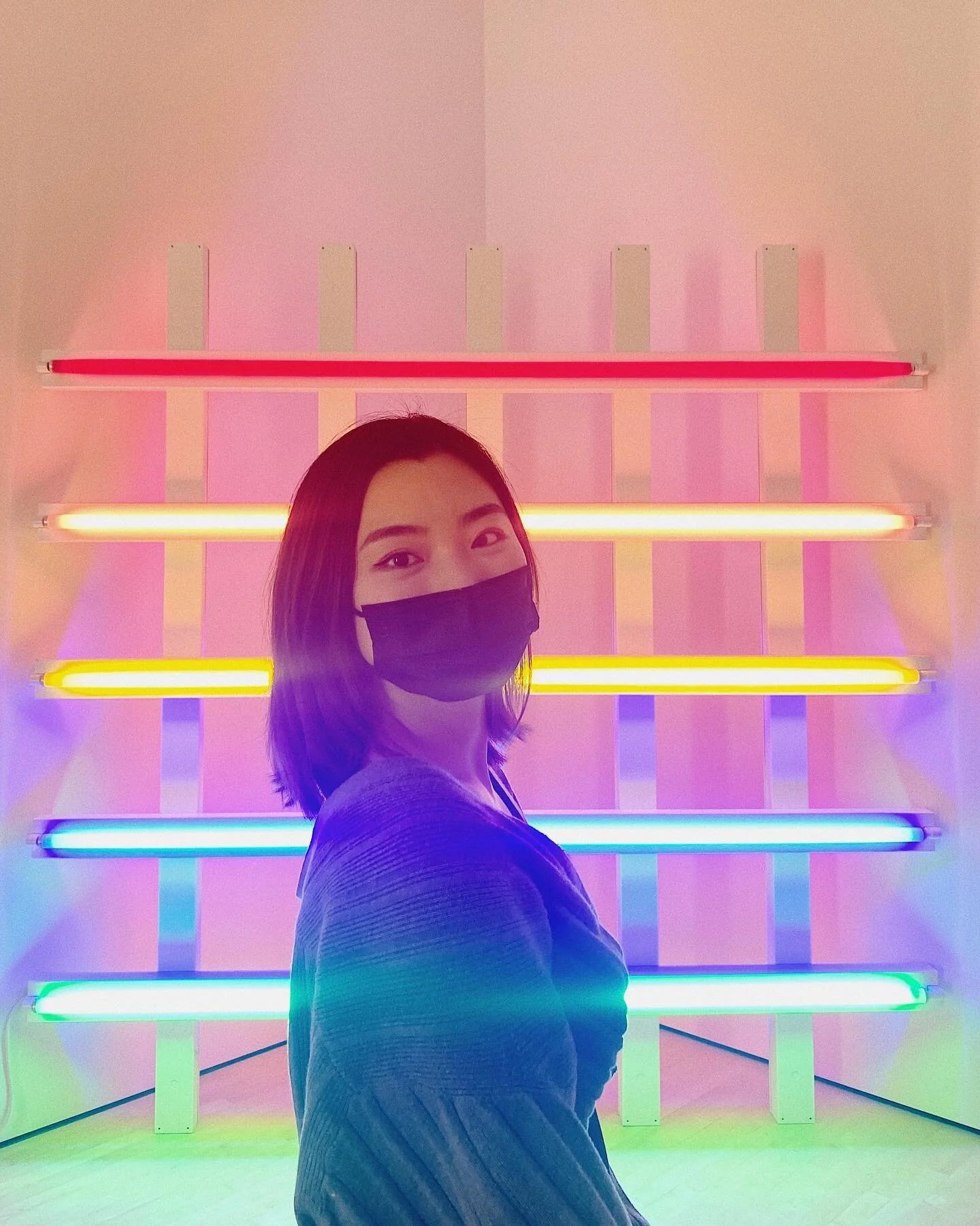 This really reminds me of all my unread messages from slack 🤫 

#sfmoma #museum #art #design #sf