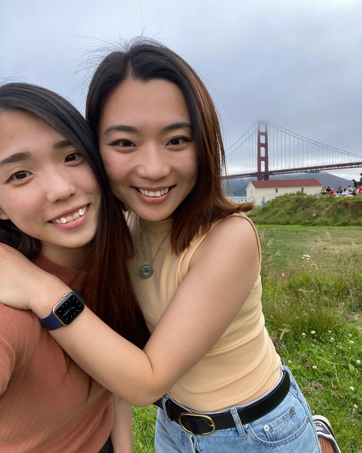 ⬅️Looks like a cinnamon roll, is a cinnamon rolls👼🏻&mdash; @ashe_jia 
➡️Looks like she could kill you, she could kill you🧟&zwj;♀️&mdash; @acacia__ng
