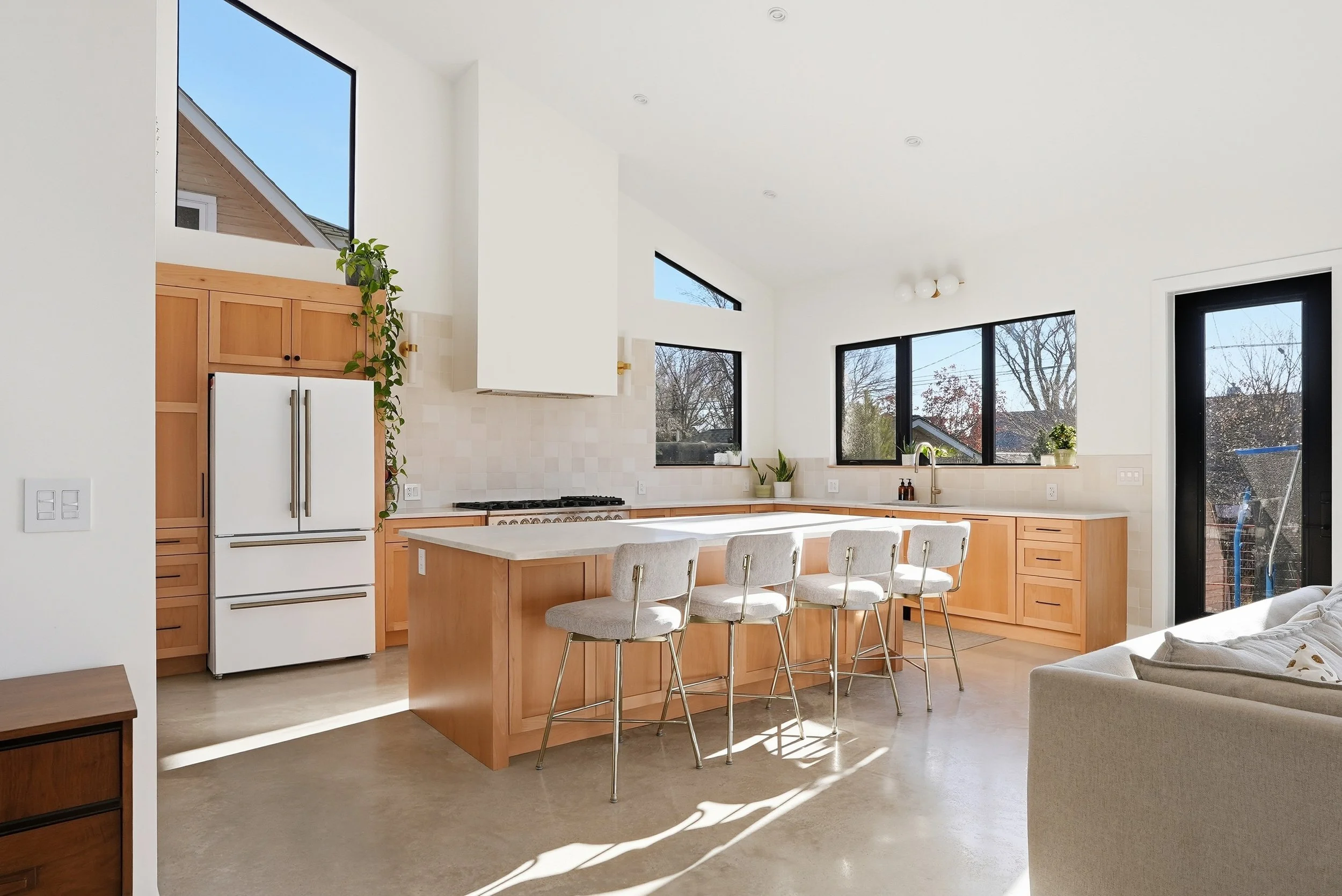 202 Isabella St (10 of 44).jpg