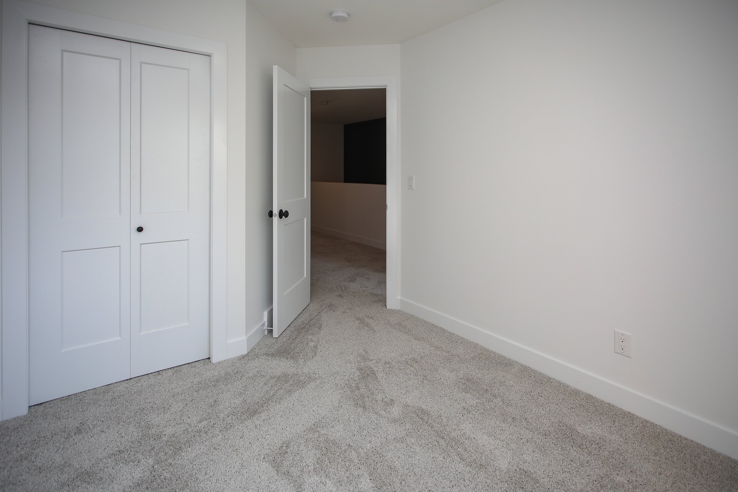 1122 9th St- 7.jpg