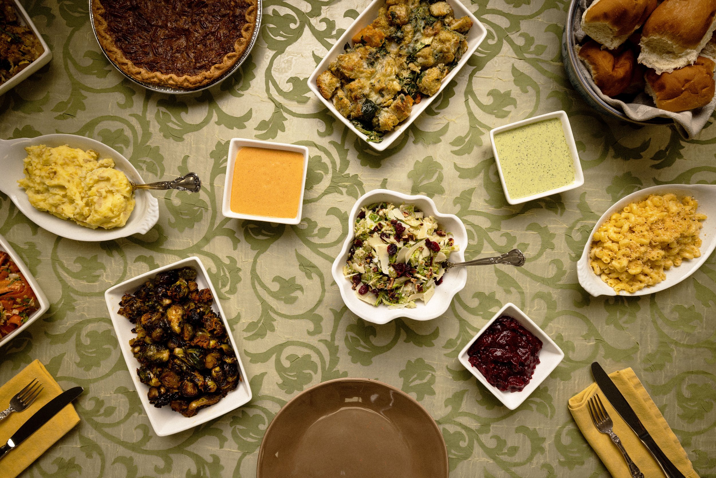 Thanksgiving Menu: Brunch & Dinner Recipes 2023