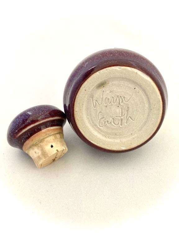 keepsake-urn-cremation-pottery-warm-earth