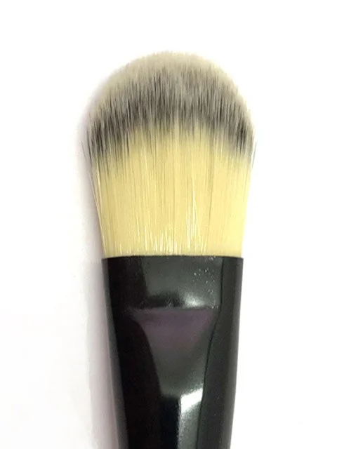 foundation-brush-makeup-warm-earth-cosmetics