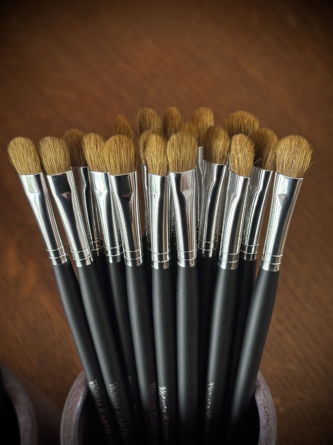 sable-eye-shadow-brush-high-quality-cosmetics