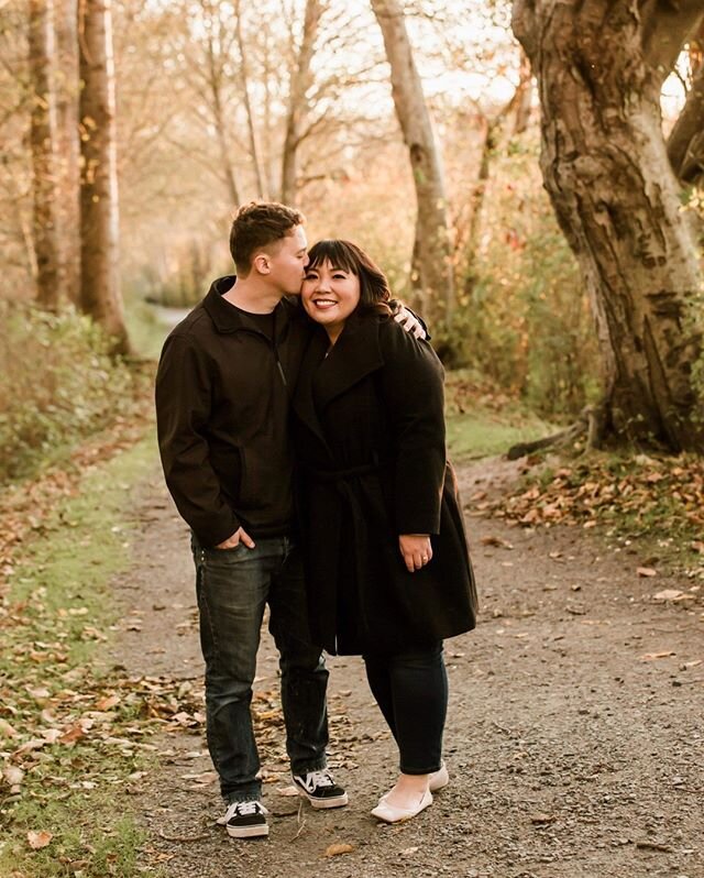 Such a sweet couple, I'm so looking forward to seeing these beauties again soon for their big day!
.
Makeup and hair by moi, photo by @yennypaezphoto
.
.
.
#vancouverwedding #vancouvermua #vancouverhair #vancouverhairstylist #vancouvermakeup #vancouv