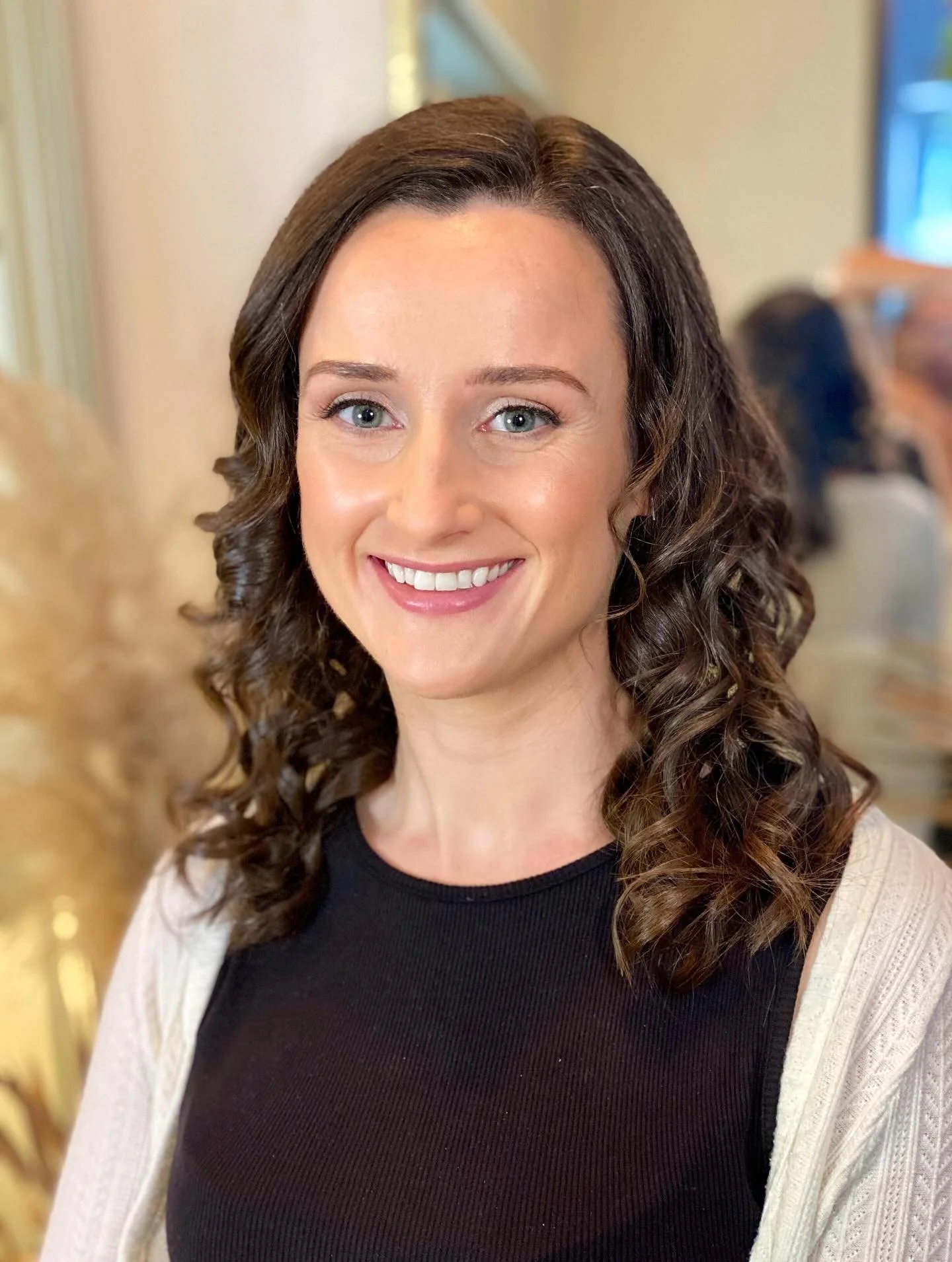 Absolutely stunning makeup and hair for Jen at her bridal trial with Senior Artist JAC🔥

We can&rsquo;t wait to see how it all comes together with one our our favourite vendors @dynamicweddings &hearts;️

DM to book JAC for your makeup and hair, or 