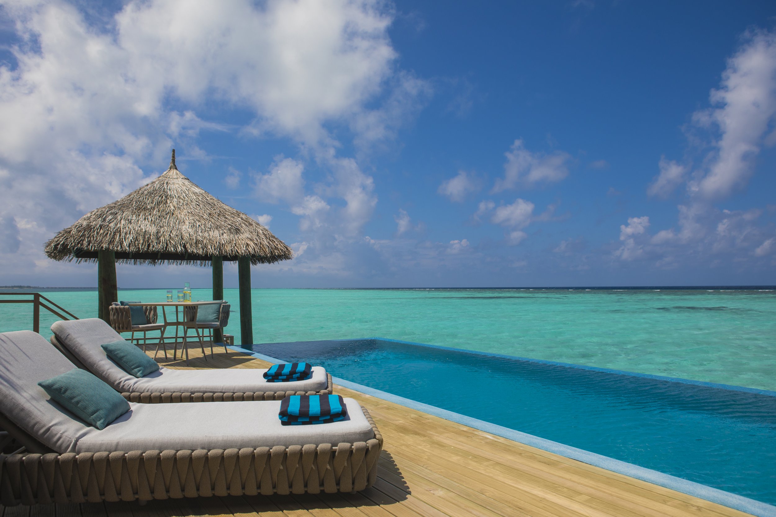 Velassaru_Water Suite _1990.jpg