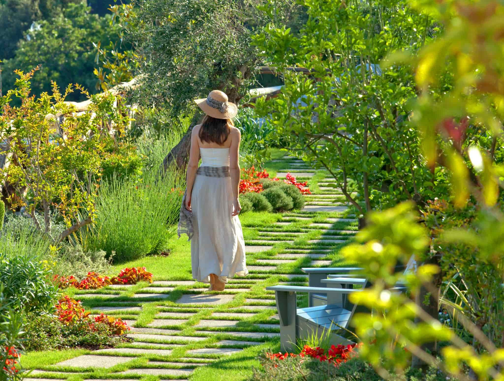 female-gardens.jpg