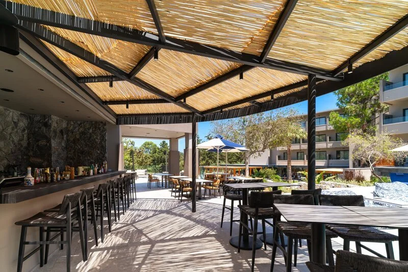 pool_bar (1).jpg